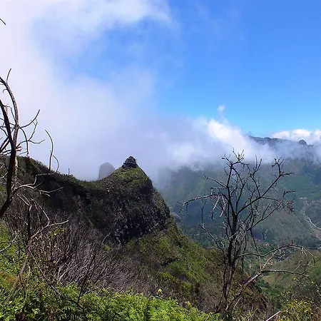 Pico Da Urze - Paul Da Serra 호텔 4*