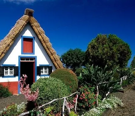 Hotel Pico Da Urze - Paul Da Serra 4*
