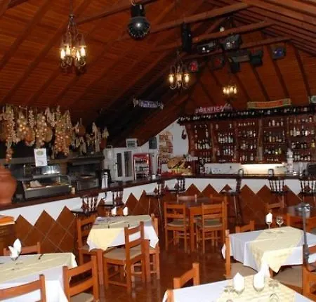 호텔 Pico Da Urze - Paul Da Serra 4*