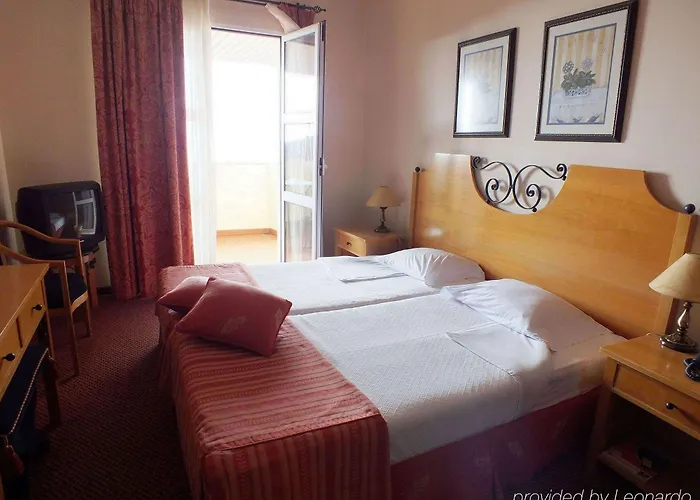 Pico Da Urze - Paul Da Serra Hotel 4*