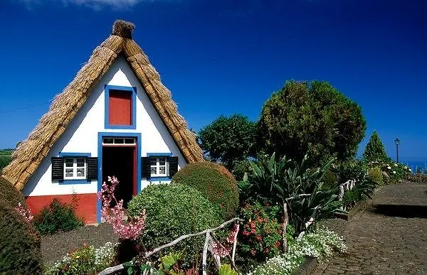 Hotel Pico Da Urze - Paul Da Serra 4*