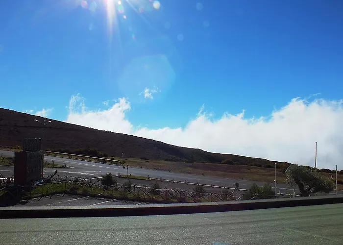 Hotel Pico Da Urze - Paul Da Serra