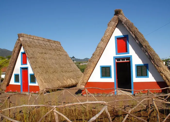 Hotel Pico Da Urze - Paul Da Serra 4*