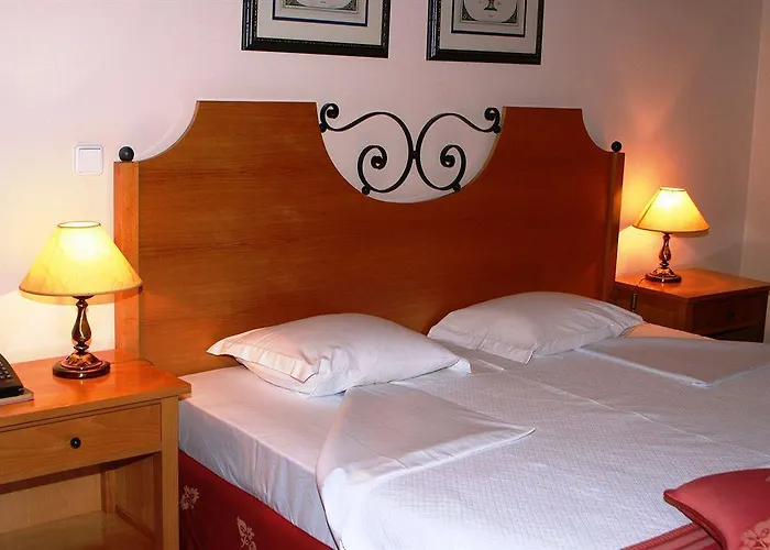 Pico Da Urze - Paul Da Serra Hotel Calheta (Madeira)