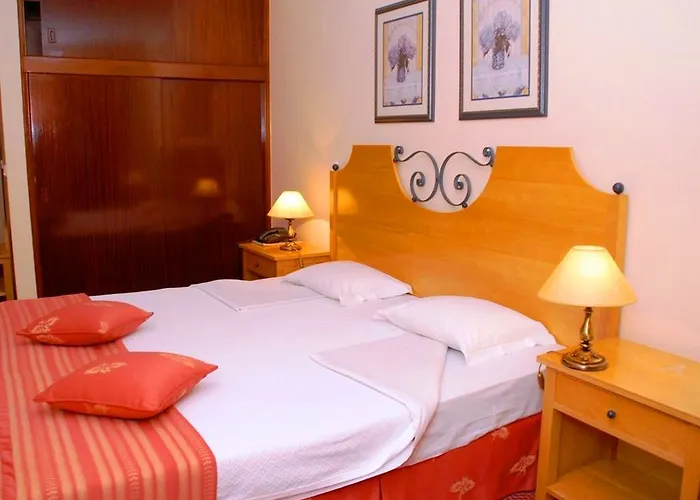 Pico Da Urze - Paul Da Serra Hotel 4*