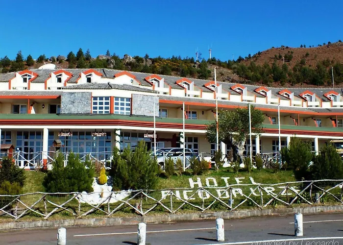 Hotel Pico Da Urze - Paul Da Serra 4*